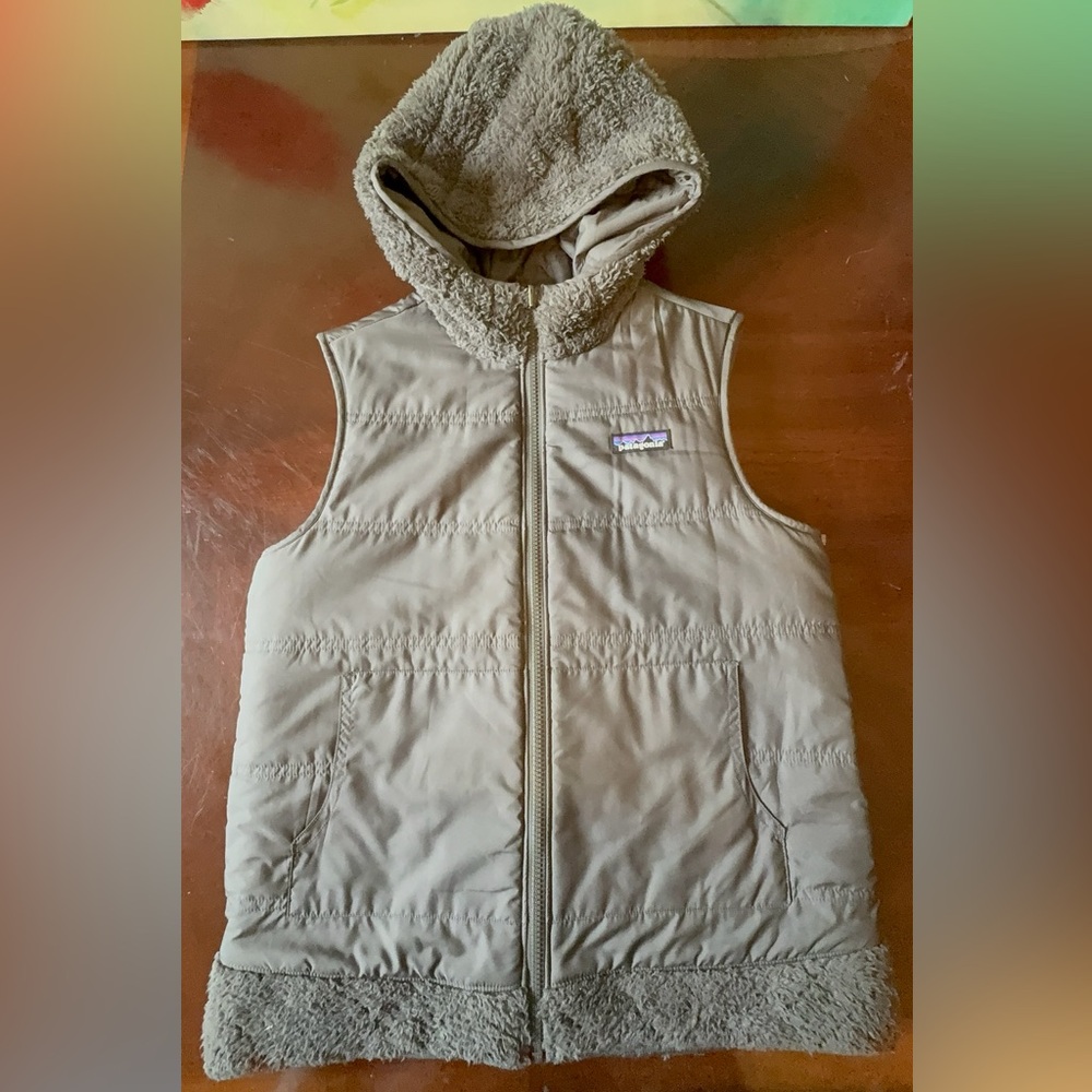Patagonia Reversible Womens Sherpa Hooded Sleeveless Vest Gray Medium